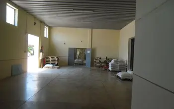 Auction image Factory, Manufacturing