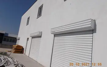 Auction image Factory, Manufacturing