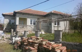 Auction image Къща