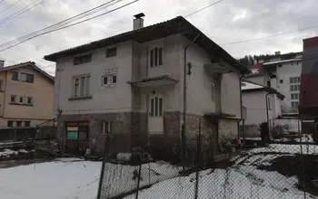 Auction image Къща