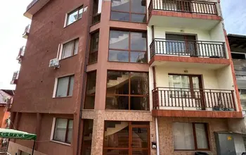 Auction image 3-стаен апартамент