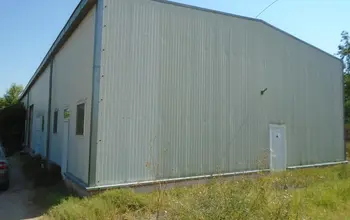 Auction image Factory, Manufacturing