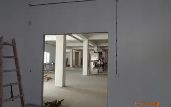 Auction image Factory, Manufacturing