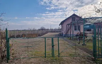 Auction image Земеделска земя/имот, ферма, парник/оранжерия