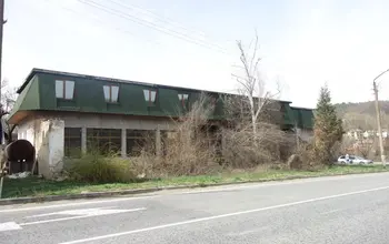 Auction image Business property