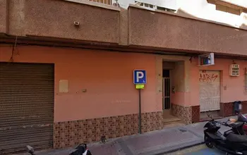 Auction image Commercial