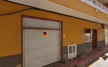 Auction image Commercial